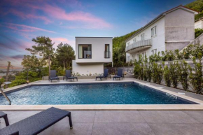 Beautiful Villa Visum Mare Duo